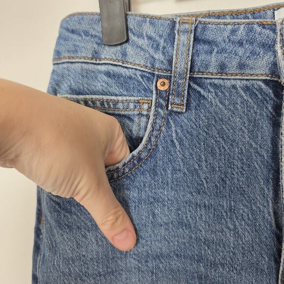 NEW BDG Medium Wash Edie High Rise Super Slim Raw Hem Casual Jeans Size 30 - Picture 5 of 10